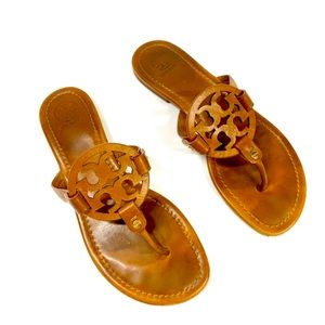 Tory Burch Miller Women’s size 6.5 brown leather sandals, thong flip flops.